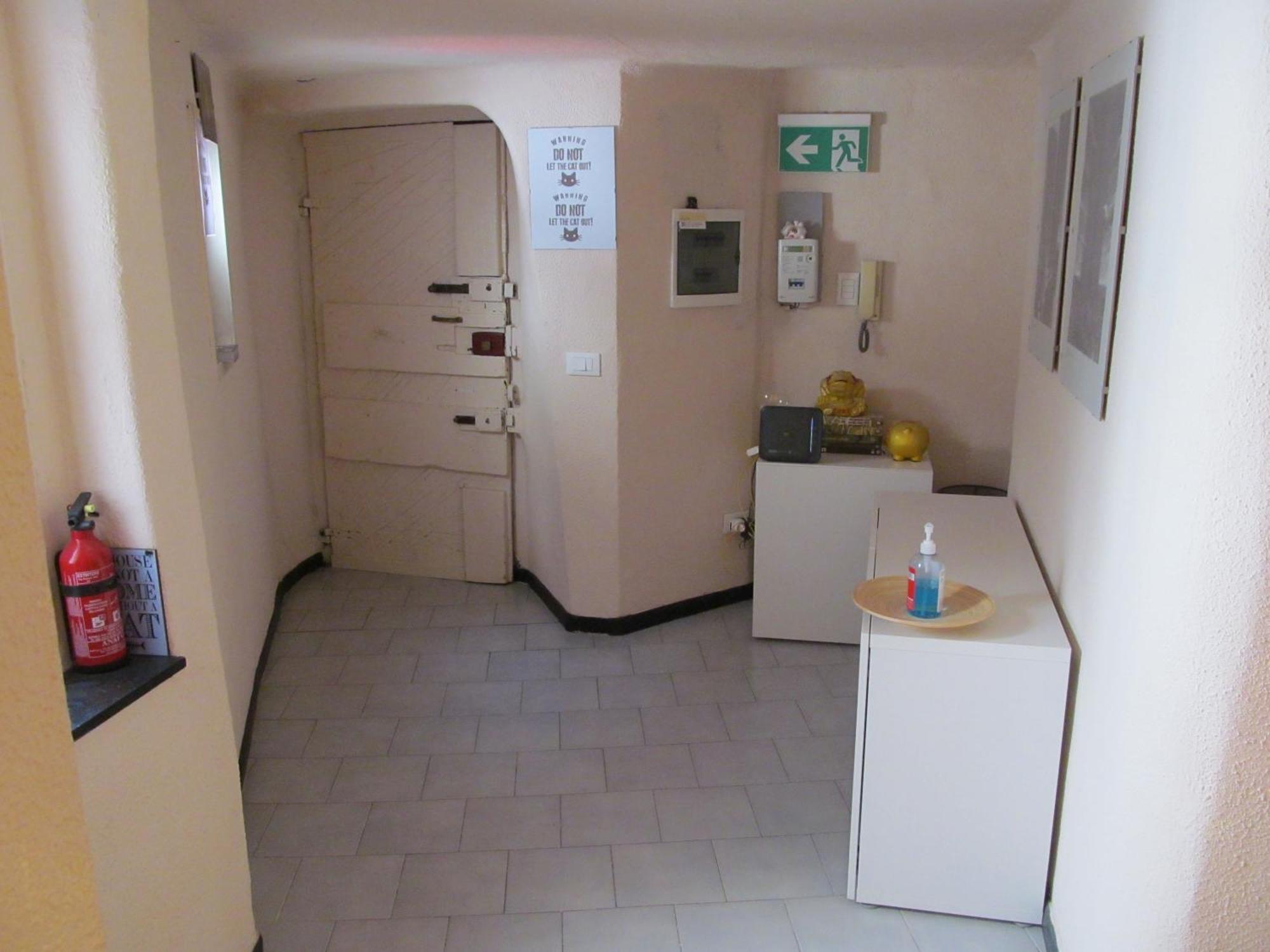 Old Town Guest House Генуя Екстер'єр фото